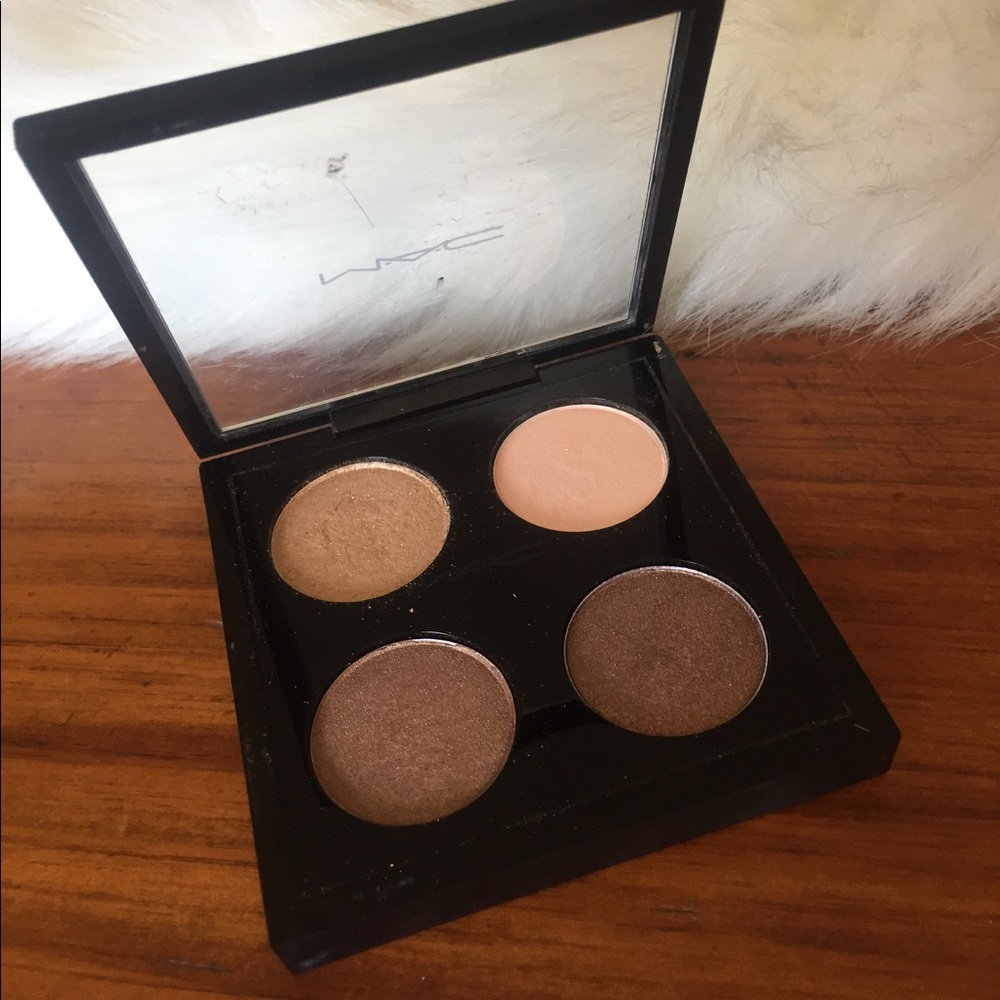 MAC Eyeshadow Palette